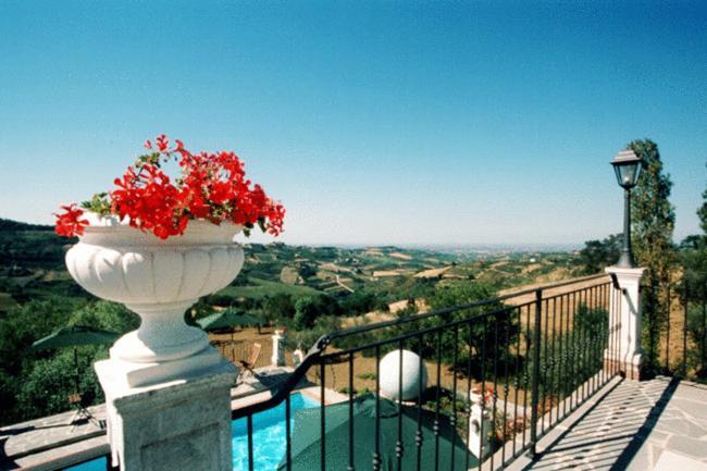 I Quattro Passeri Country House Santa Paola Exteriör bild