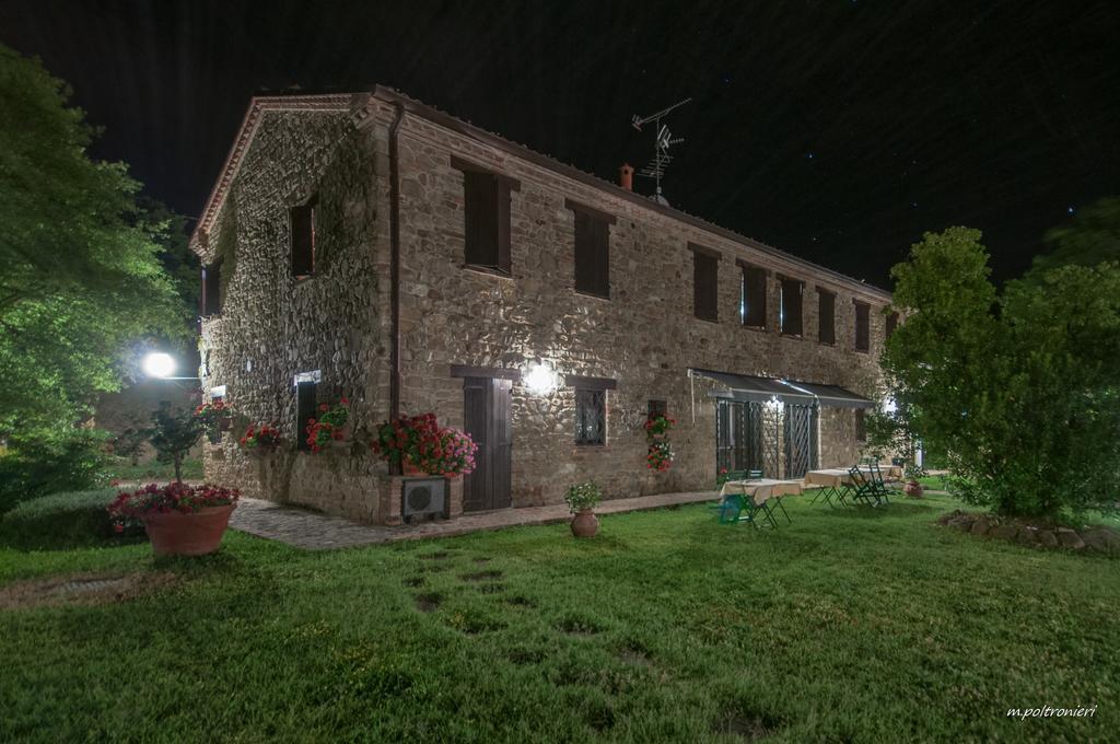 I Quattro Passeri Country House Santa Paola Exteriör bild